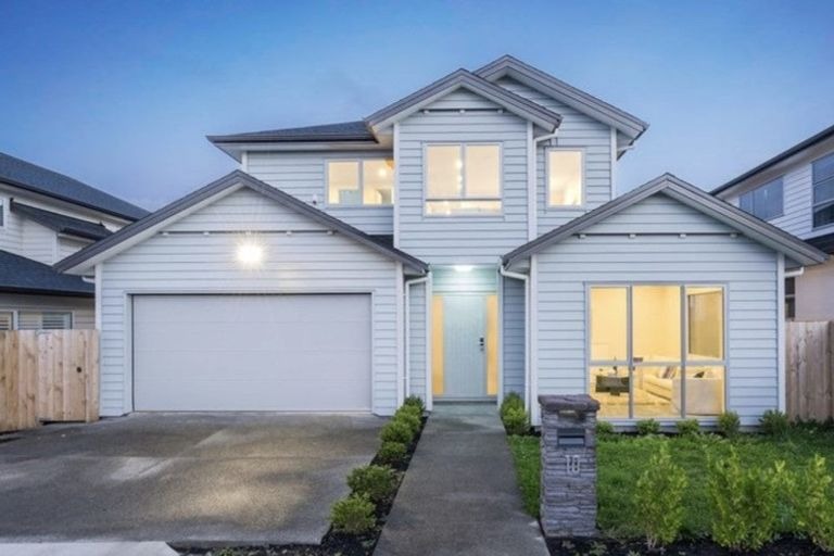 Karaka, 5 Bedroom  photo