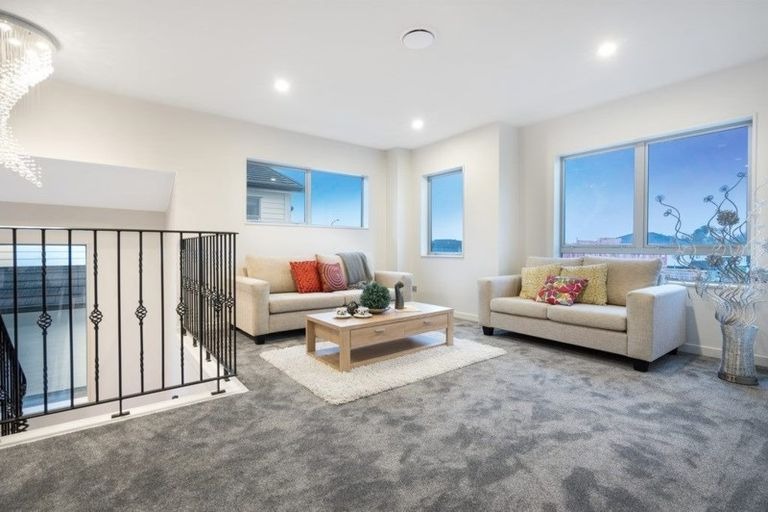 Karaka, 5 Bedroom  photo