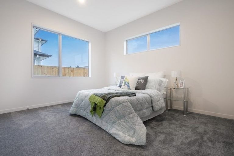 Karaka, 5 Bedroom  photo