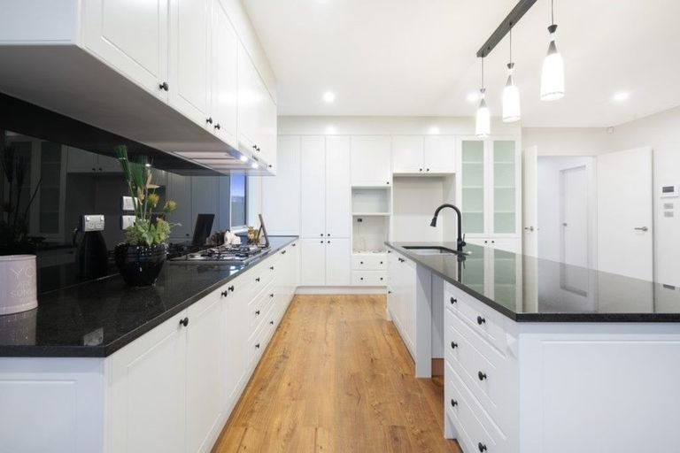 Karaka, 5 Bedroom  photo